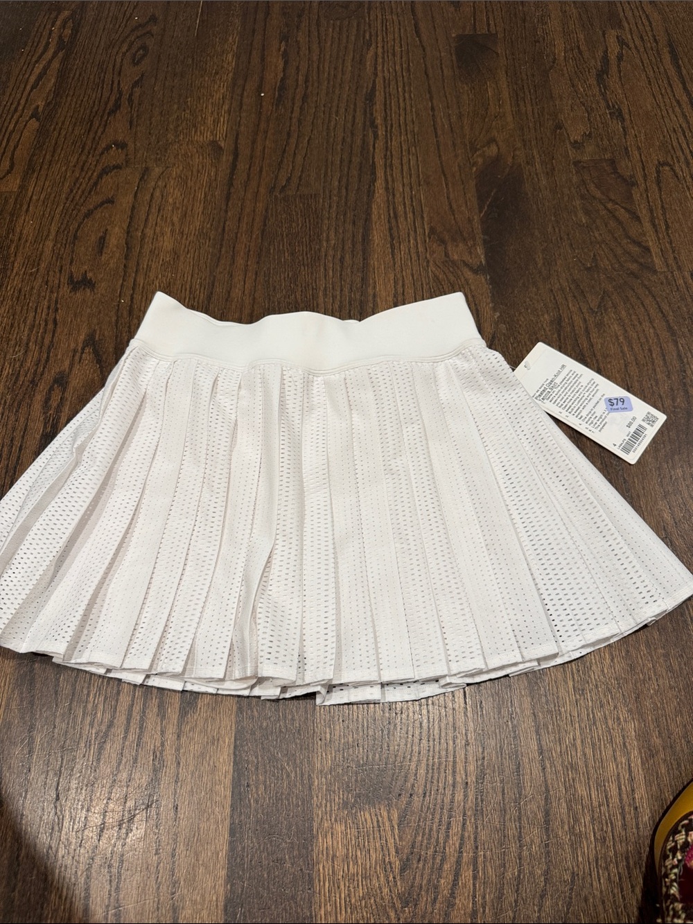 Pleated lululemon tennis skirt